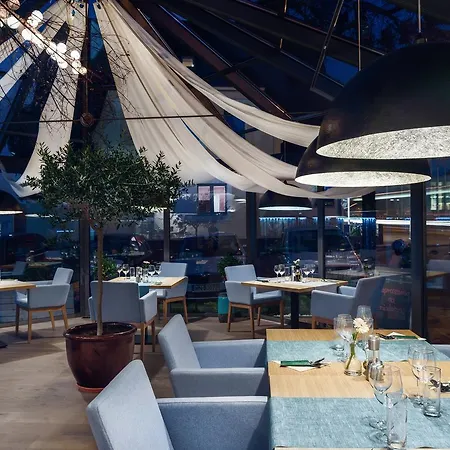 招待所 Zagorze 露米雅